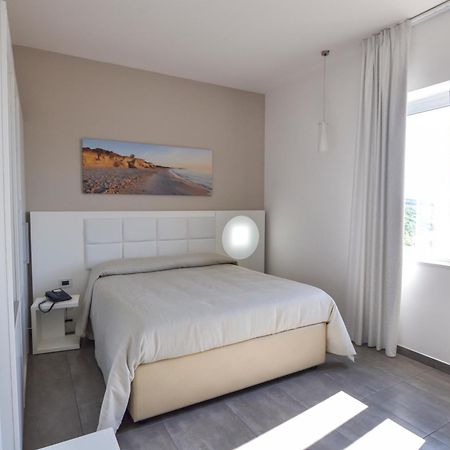 Motel S.16 Муро Лечезе Екстериор снимка