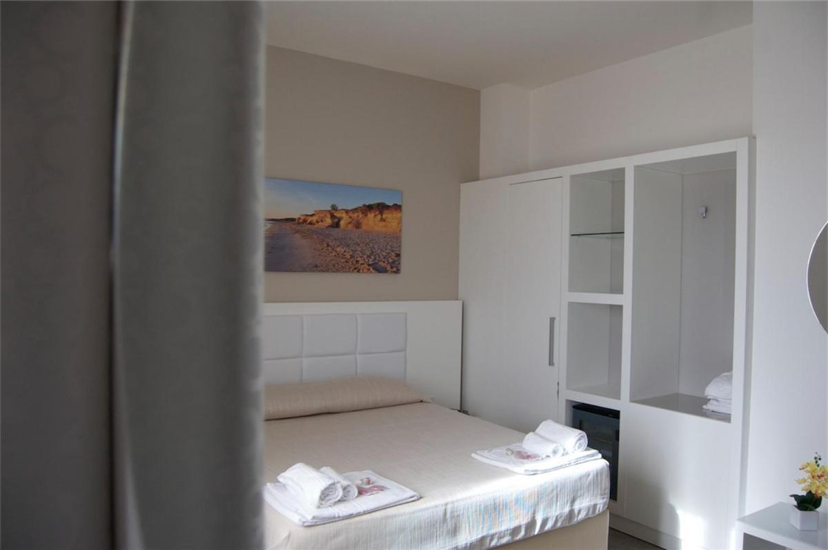 Motel S.16 Муро Лечезе Екстериор снимка
