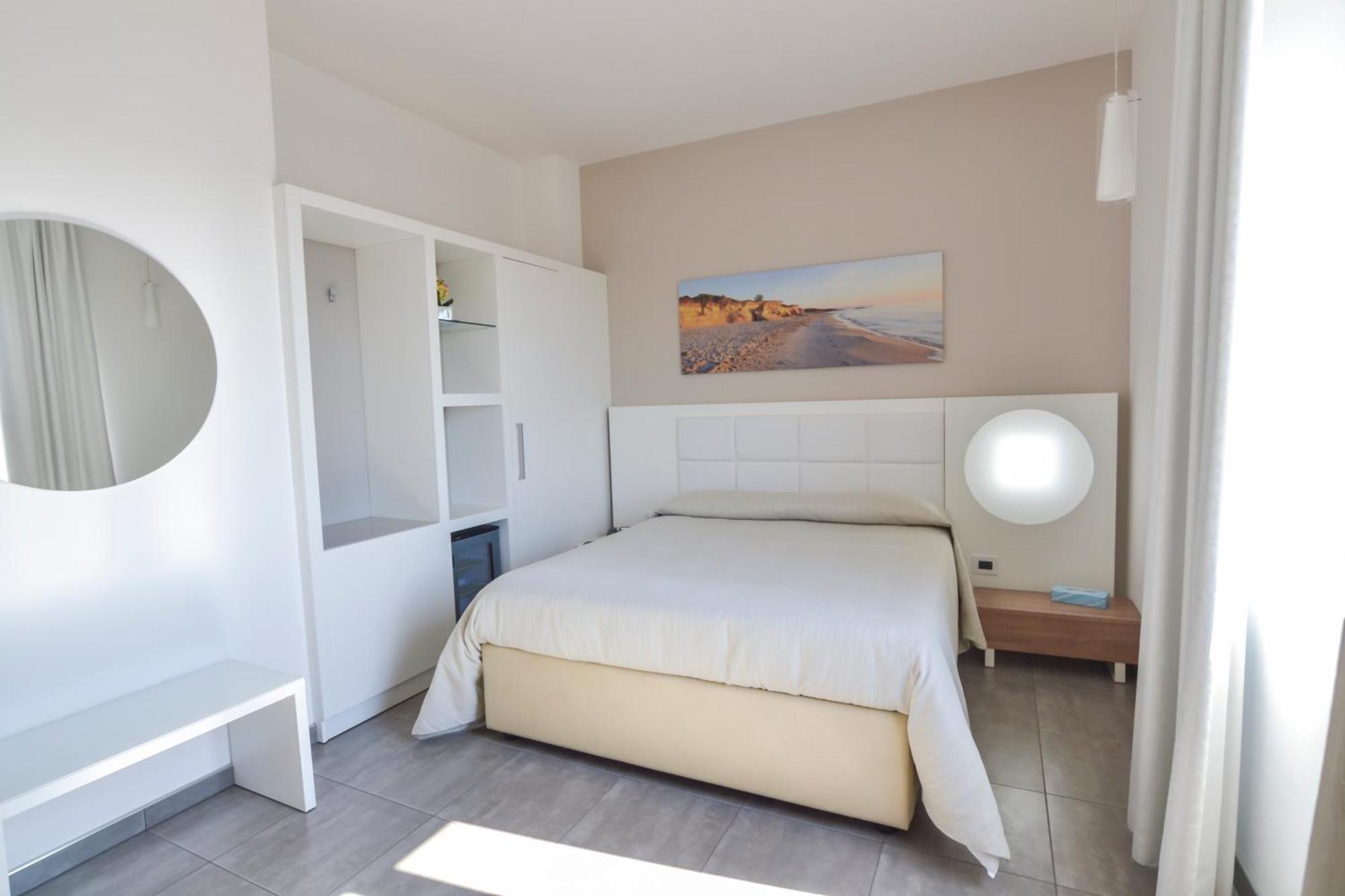 Motel S.16 Муро Лечезе Екстериор снимка