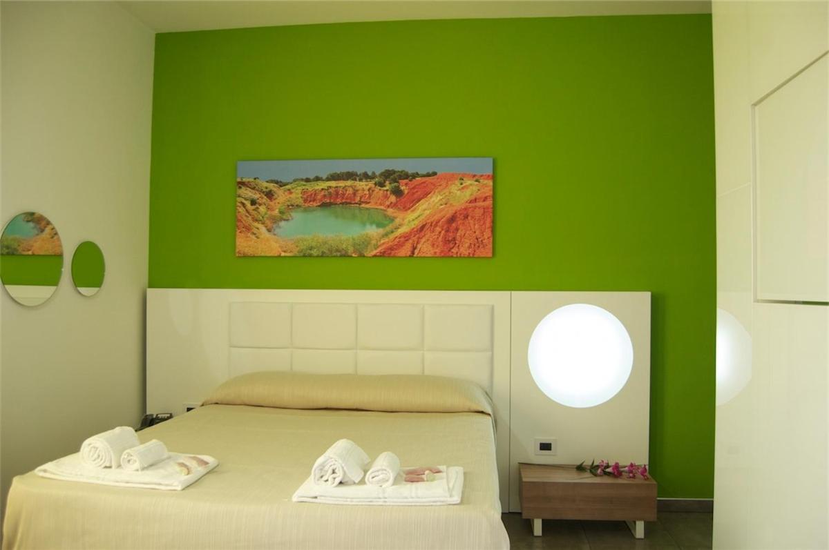Motel S.16 Муро Лечезе Екстериор снимка