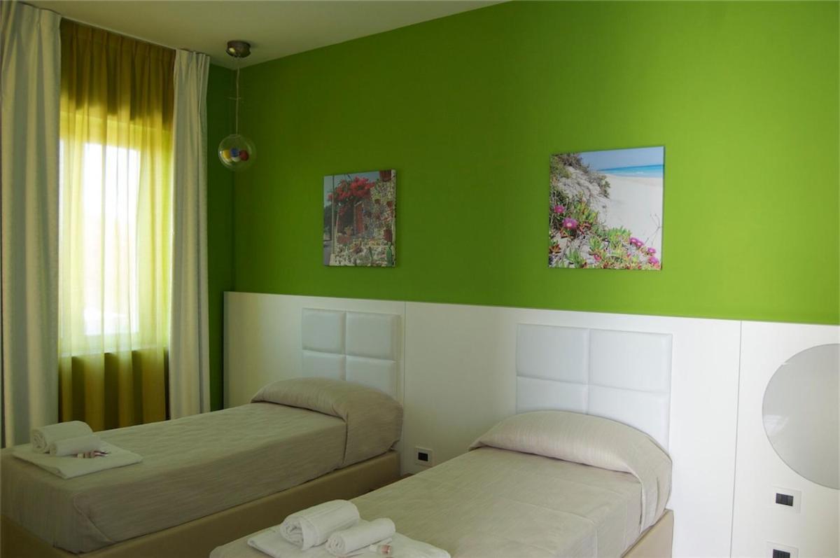 Motel S.16 Муро Лечезе Екстериор снимка