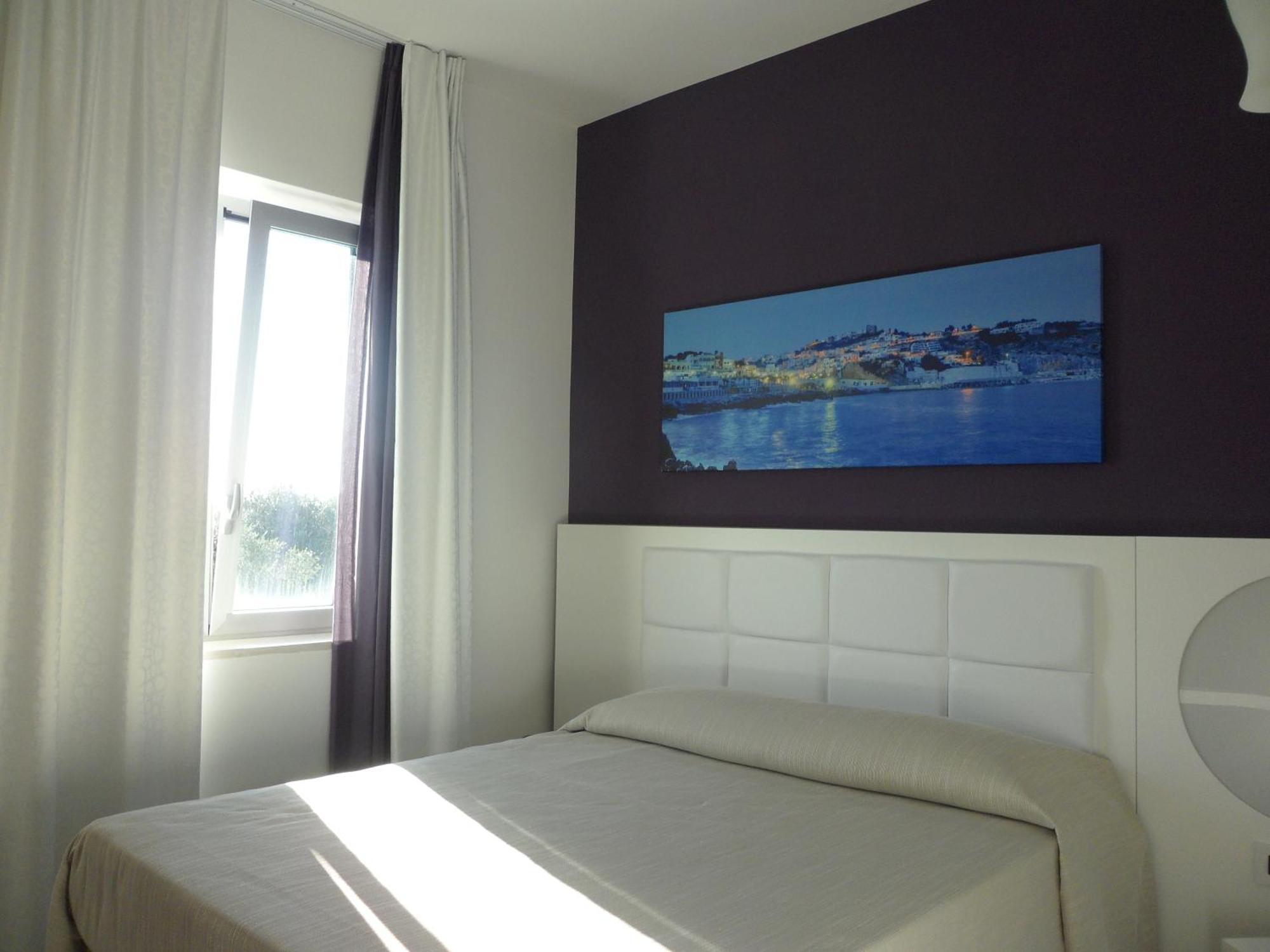 Motel S.16 Муро Лечезе Стая снимка