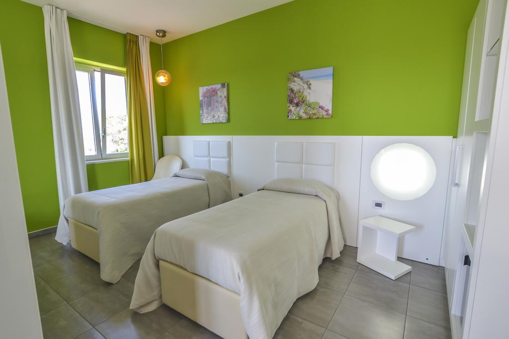 Motel S.16 Муро Лечезе Екстериор снимка